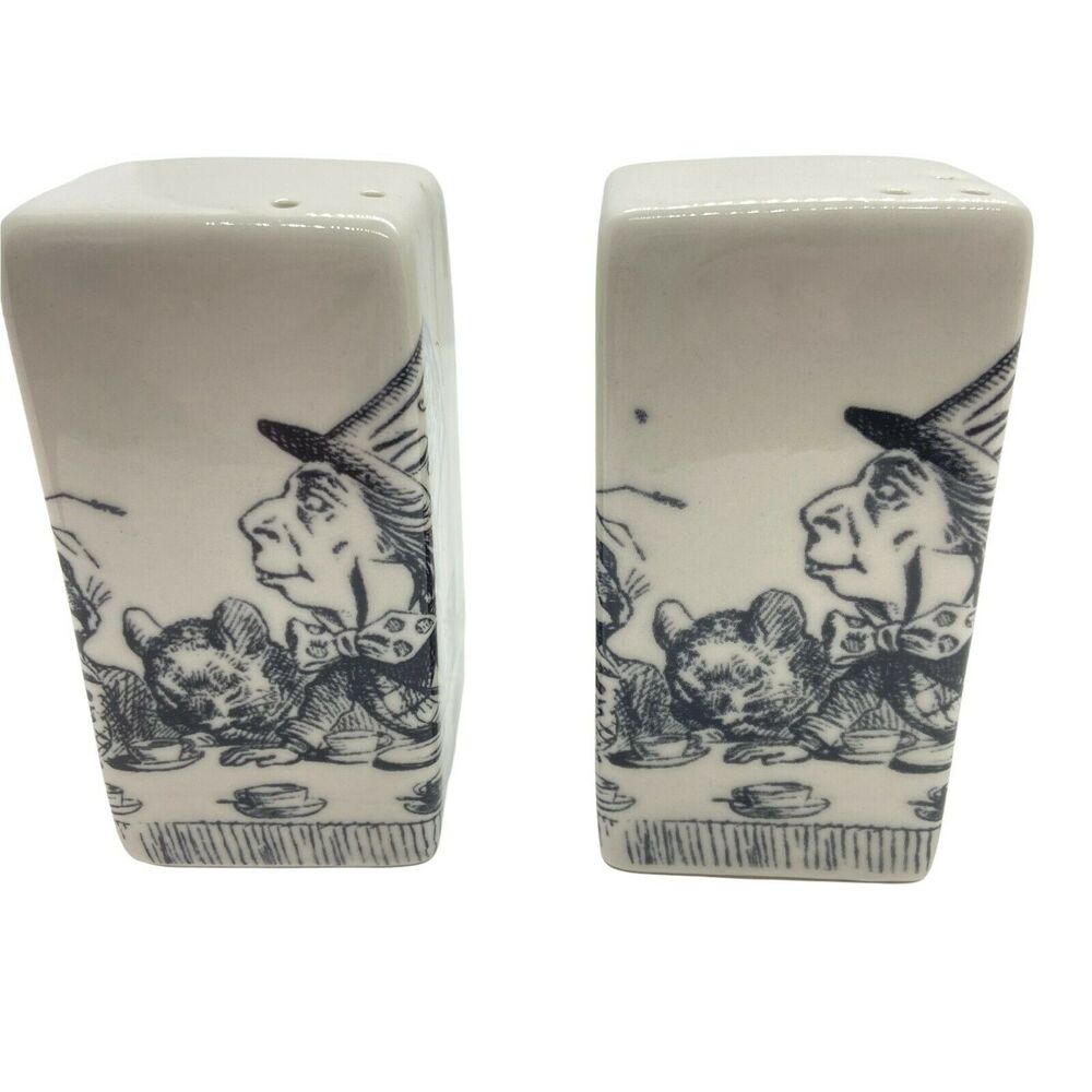 Alice in Wonderland Salt & Pepper Shaker Set Tenniel Mad Hatter Fishs Eddy 2009